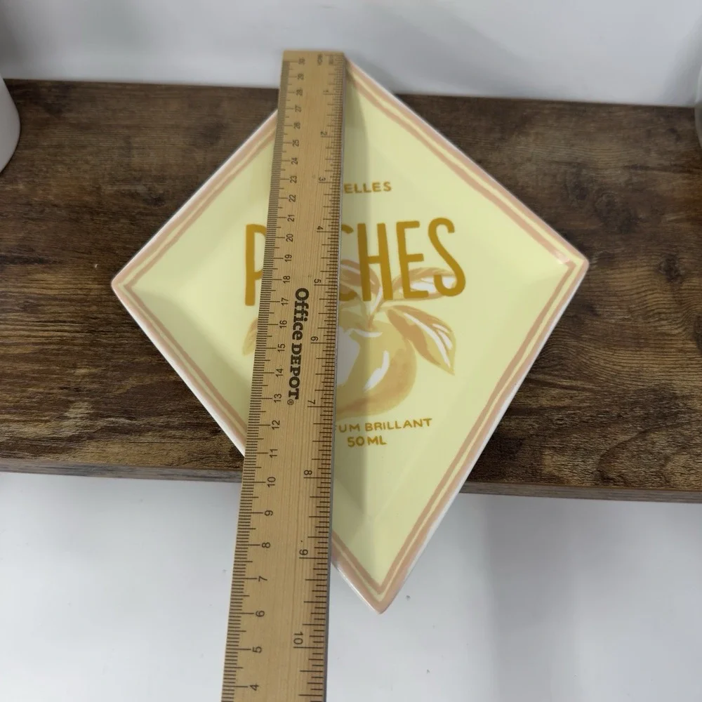 Anthropologie Juliette Ceramic Vanity Tray Peches Ring Jewelry Trinket Dish